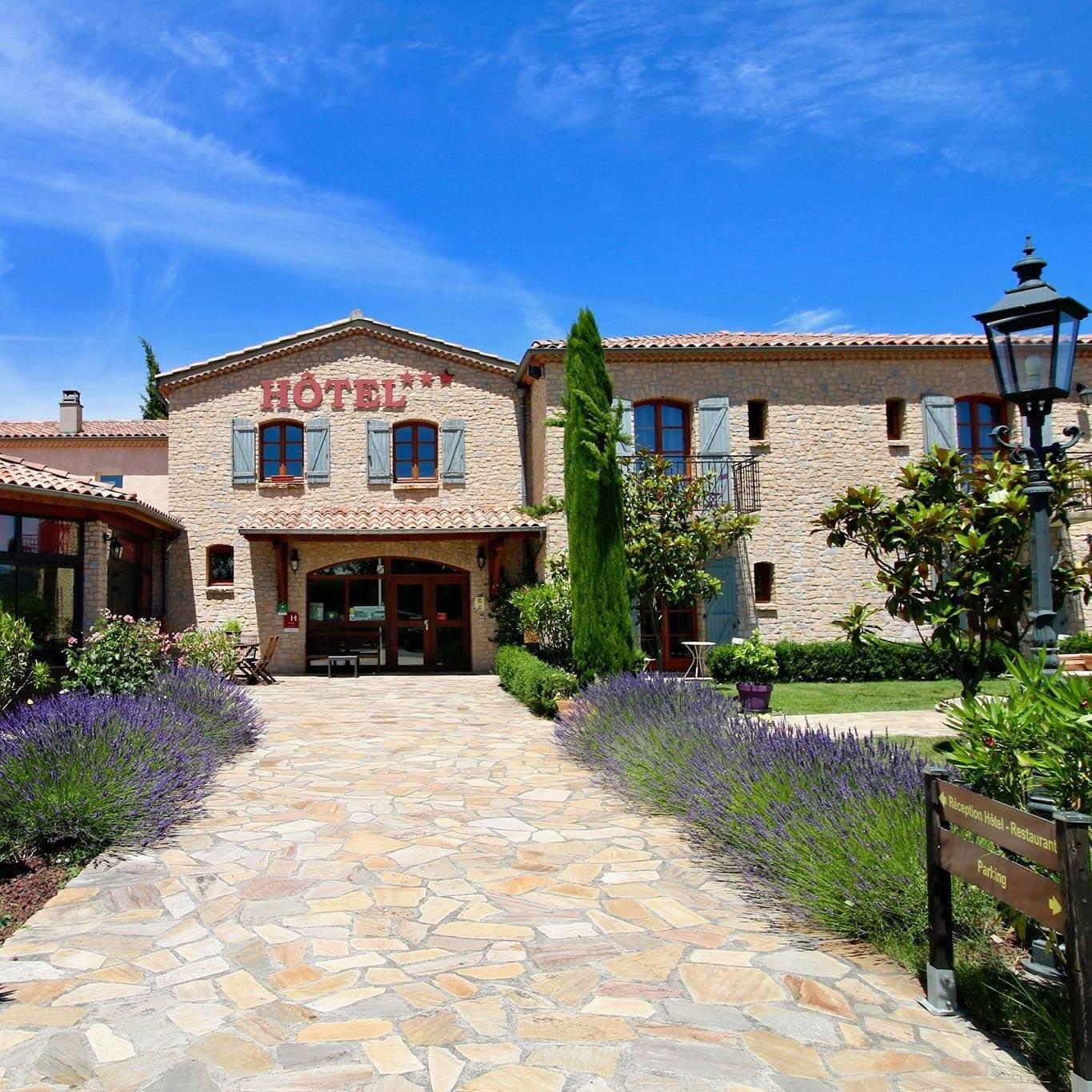 Logis Hotel Restaurant Le Mas De Mon Pere Saint-Jean-le-Centenier Екстер'єр фото