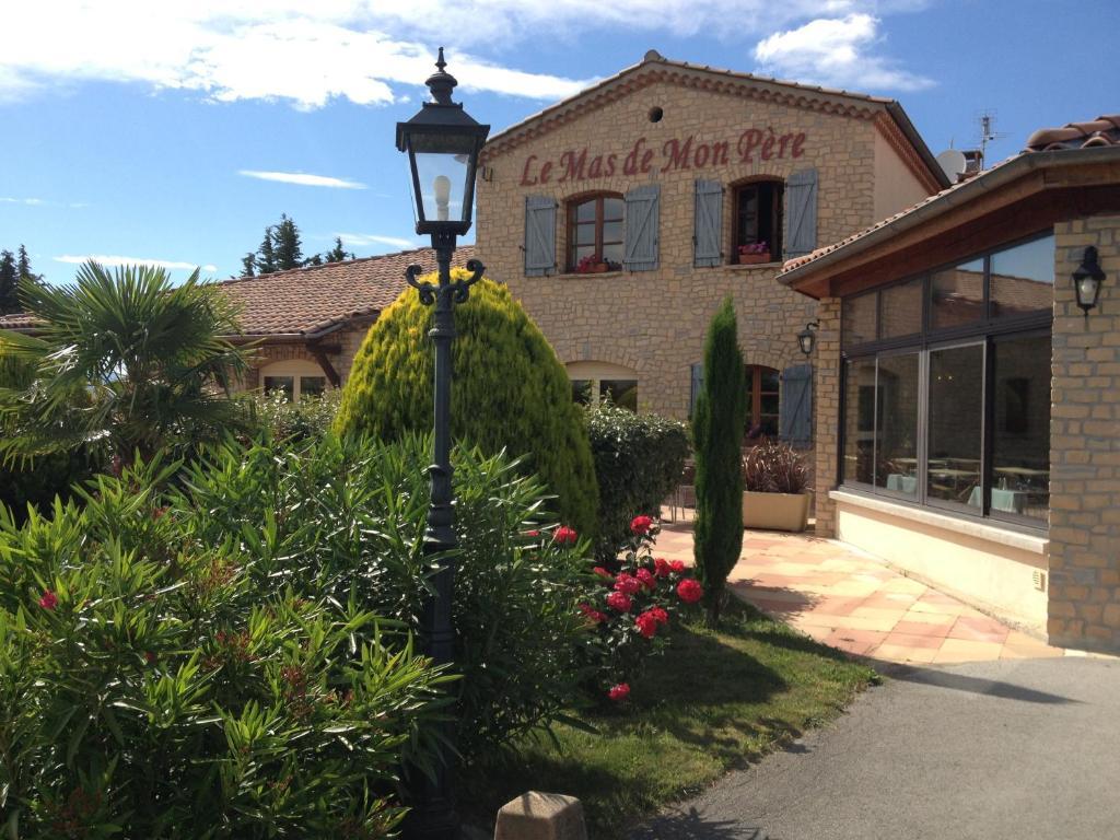 Logis Hotel Restaurant Le Mas De Mon Pere Saint-Jean-le-Centenier Екстер'єр фото