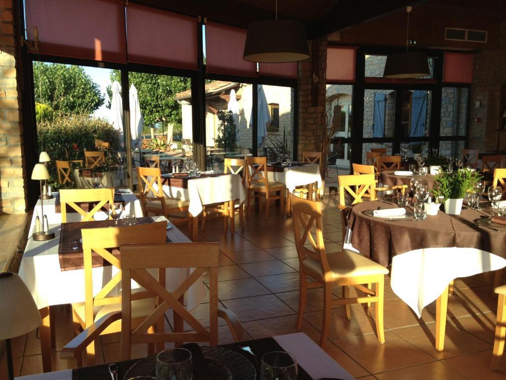 Logis Hotel Restaurant Le Mas De Mon Pere Saint-Jean-le-Centenier Екстер'єр фото